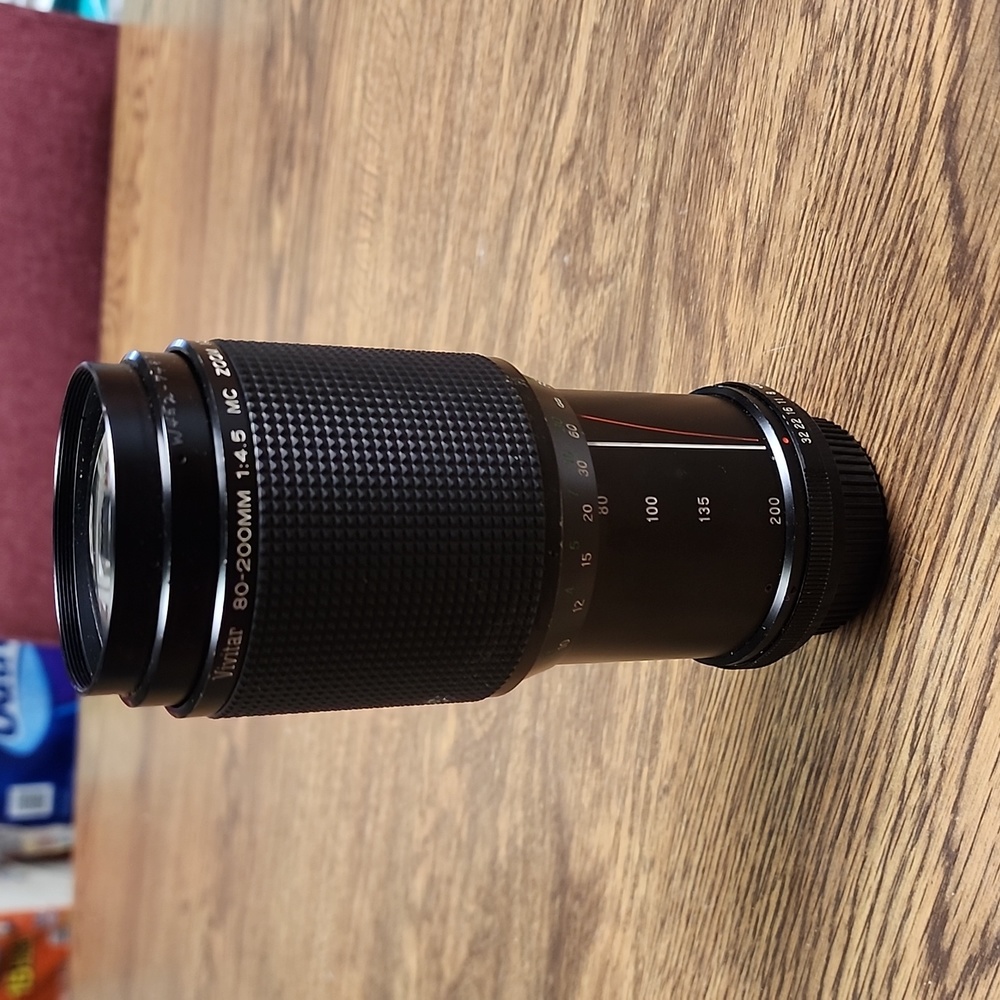 Vivitar  80-200mm  Zoom Camera Lens